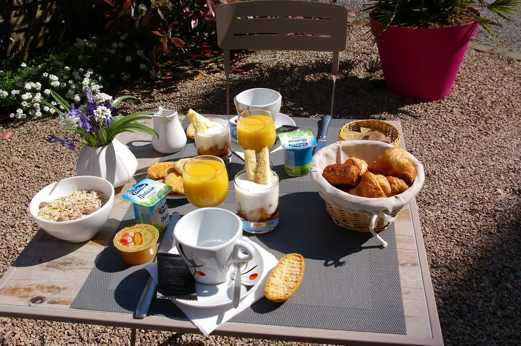 **  Queen Serenity Hotel Redon Francia