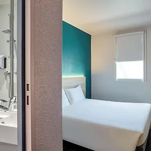 Hotelf1 Annemasse Renove Hotel Saint-Cergues