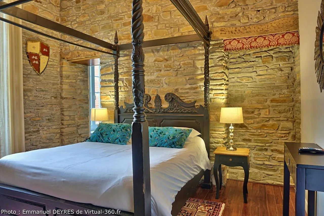**  Queen Serenity Hotel Redon France